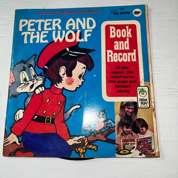 PETER PAN Peter and the Wolf {1971} BOOK AND RECORDING Record 45 - Picture 1 of 8